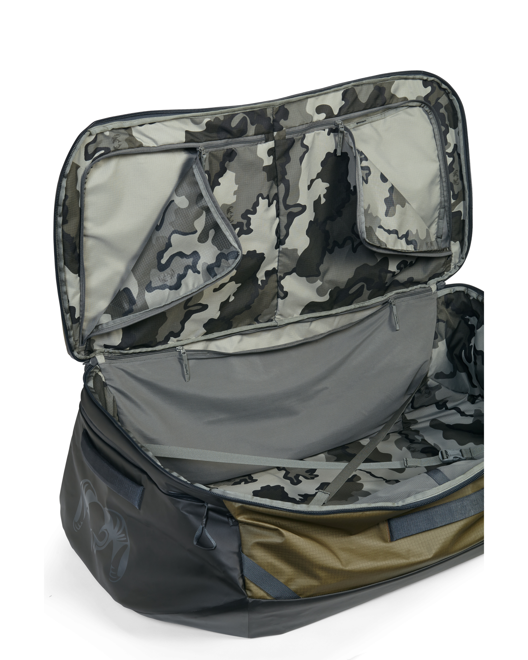 Waypoint 10400 Duffel | Black - Image 8